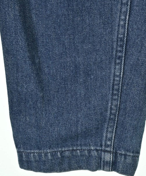 Betty Smith ยีนส์