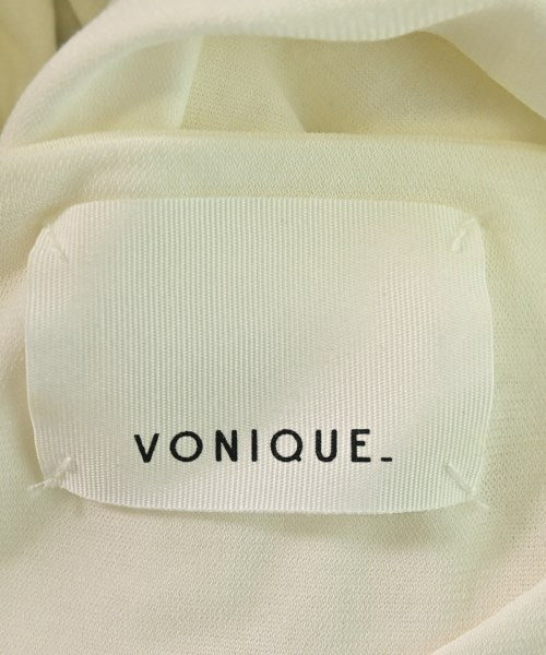 VONIQUE เสื้อยืด/เสื้อท็อปส์
