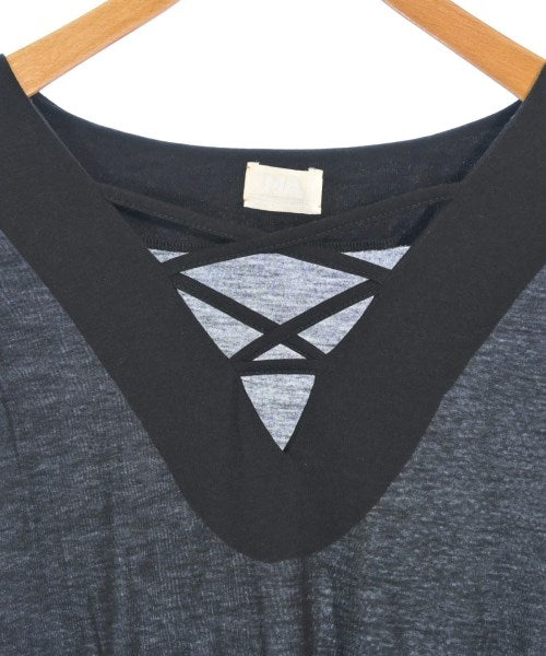 MA Deshabille เสื้อยืด/เสื้อท็อปส์