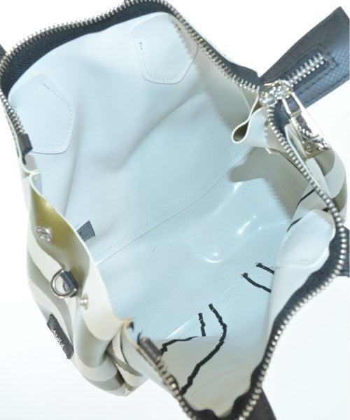 GUM Gianni Chiarini Design กระเป๋าถือขนาดใหญ่