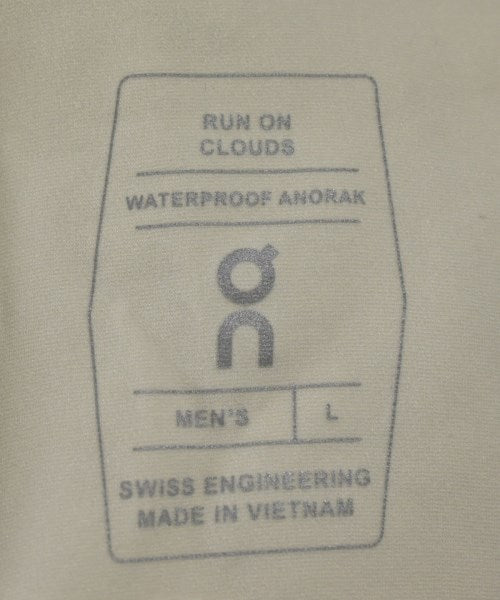 On เสื้อพาร์กาภูเขา