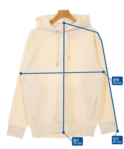 On เสื้อฮู้ด