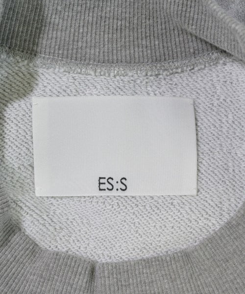 ES:S เสื้อยืด/เสื้อท็อปส์