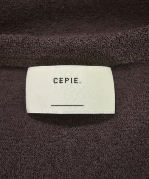 CEPIE. เสื้อยืด/เสื้อท็อปส์