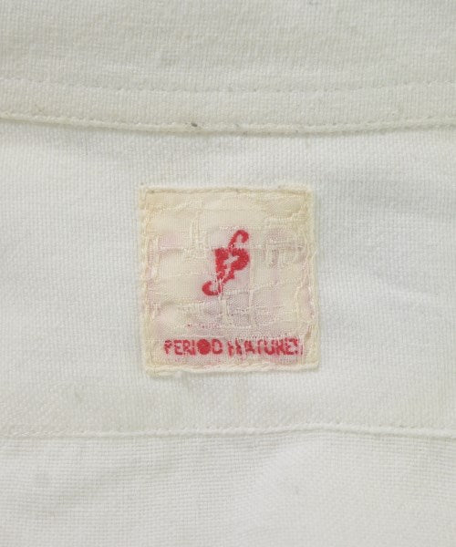 PERIOD FEATURES เสื้อลำลอง