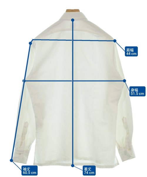 PERIOD FEATURES เสื้อลำลอง