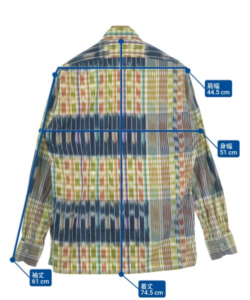 PERIOD FEATURES เสื้อลำลอง