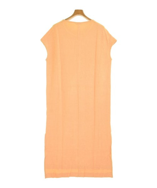 HOLZWEILER ชุดเดรส