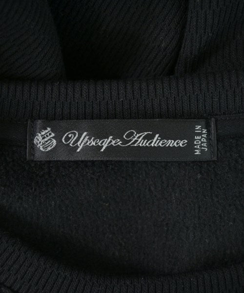 Upscape Audience เสื้อยืด/เสื้อท็อปส์