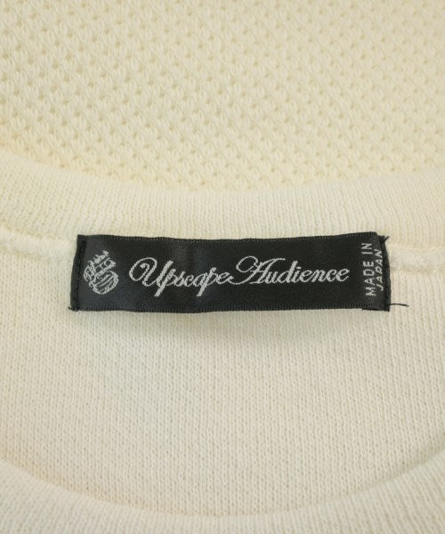 Upscape Audience เสื้อยืด/เสื้อท็อปส์