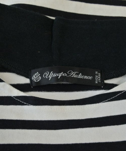 Upscape Audience เสื้อยืด/เสื้อท็อปส์