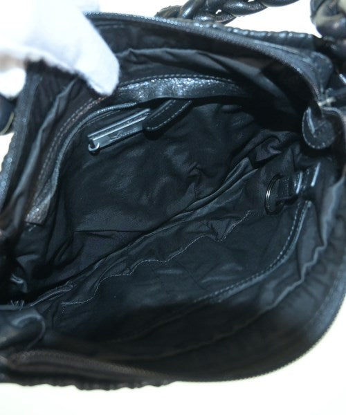 Loana กระเป๋าถือ