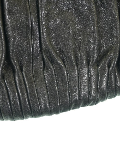 Loana กระเป๋าถือ