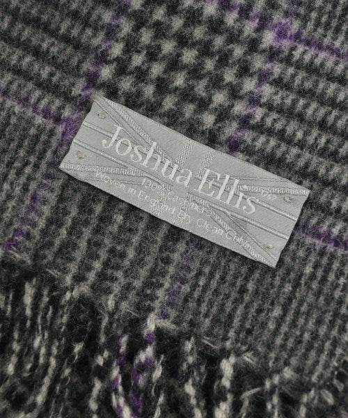 Joshua Ellis ผ้าพันคอกันหนาว