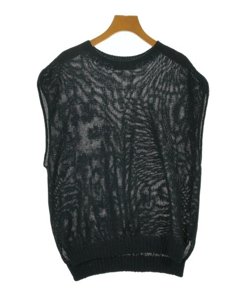 nume เสื้อกั๊ก