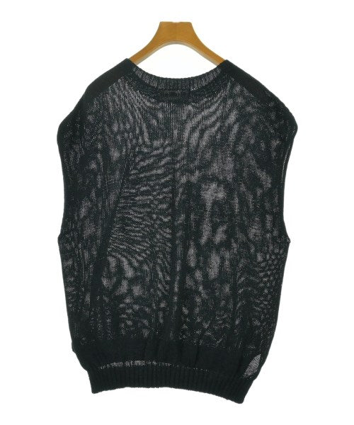 nume เสื้อกั๊ก