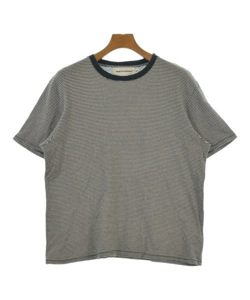 DOUBTFUL AS DOUBLE เสื้อยืด/เสื้อท็อปส์