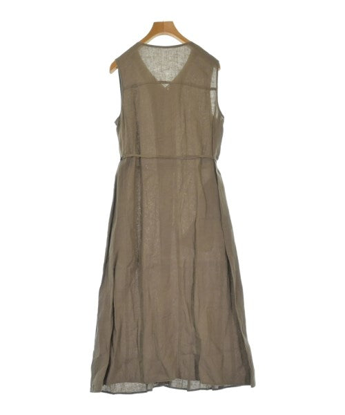 FIGNO ชุดเดรส