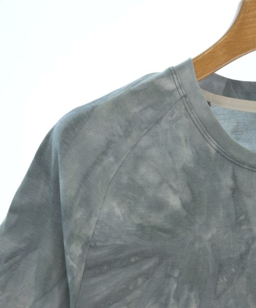 lululemon เสื้อยืด/เสื้อท็อปส์