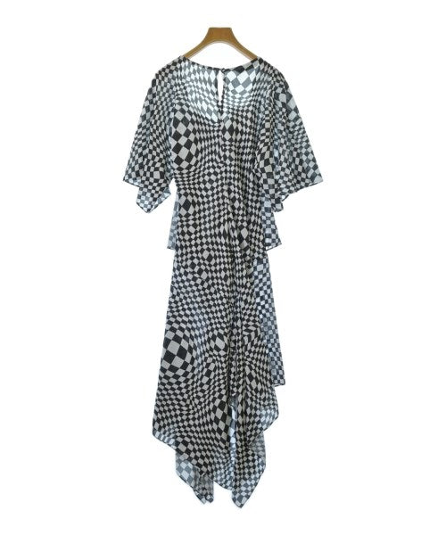 pushBUTTON ชุดเดรส