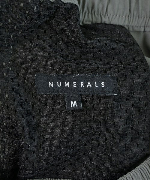 NUMERALS กางเกงขาสั้น