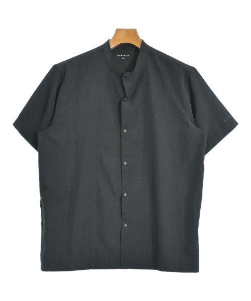 NUMERALS เสื้อลำลอง