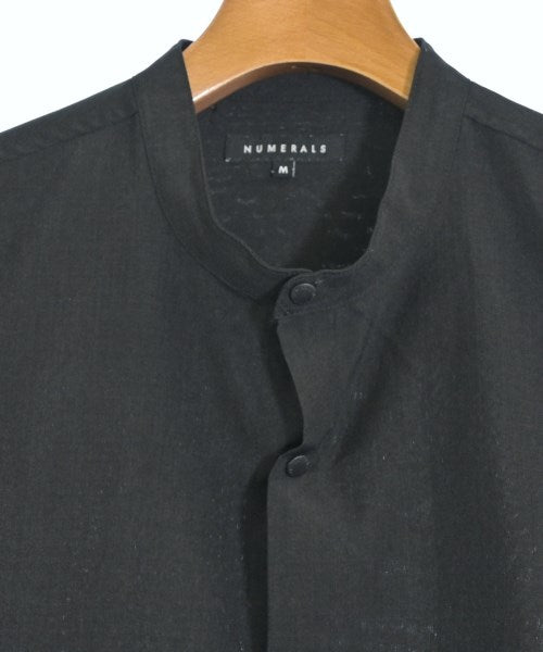 NUMERALS เสื้อลำลอง