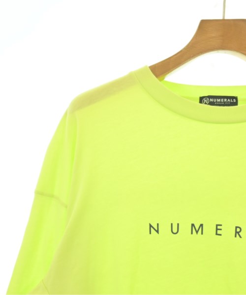 NUMERALS เสื้อยืด/เสื้อท็อปส์