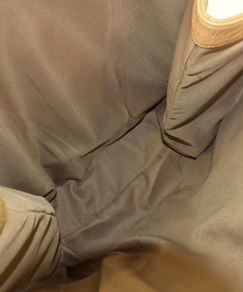 SKIN กระเป๋าถือขนาดใหญ่