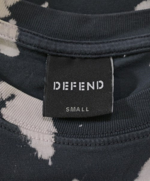 DEFEND เสื้อยืด/เสื้อท็อปส์
