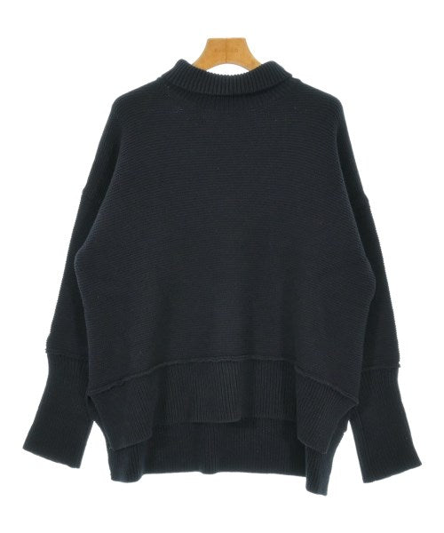 The Keys to the Closet เสื้อกันหนาว