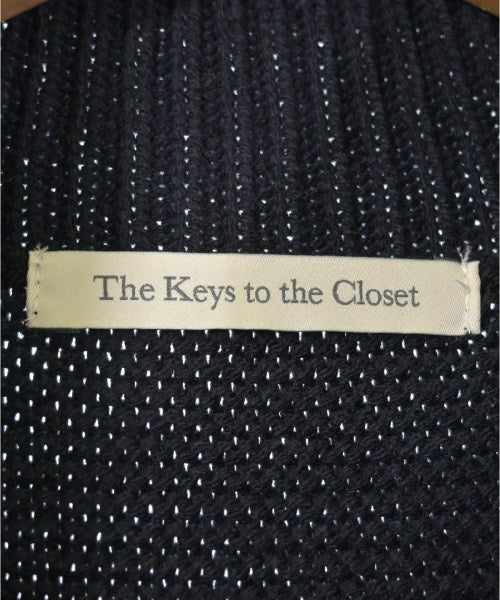The Keys to the Closet เสื้อกันหนาว