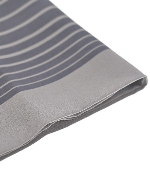 Atto Vannucci ผ้าพันคอกันหนาว