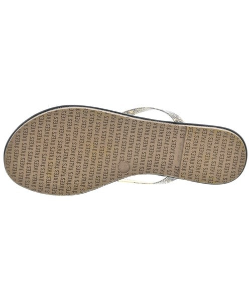 TKEES รองเท้าแตะ