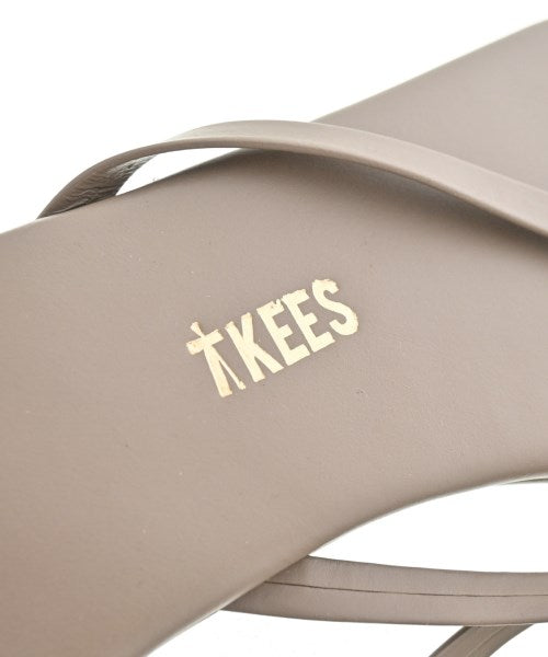 TKEES รองเท้าแตะ