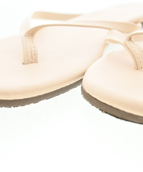 TKEES รองเท้าแตะ