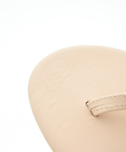 TKEES รองเท้าแตะ