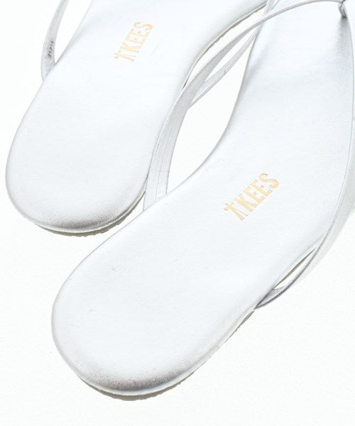 TKEES รองเท้าแตะ