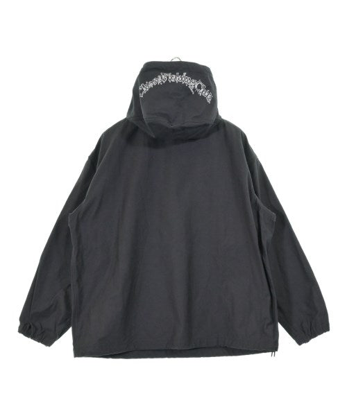 Chaos Fishing Club เสื้อพาร์กาภูเขา