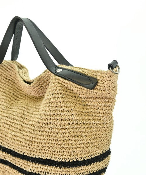 ikot กระเป๋าสะพาย