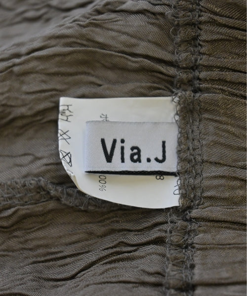 via j กางเกง อื่น