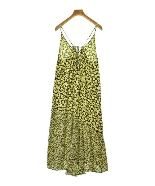 R-ISM ชุดเดรส