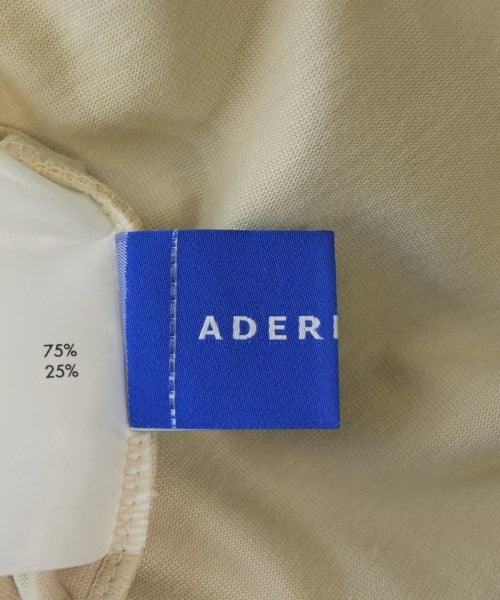 ADER error เสื้อยืด/เสื้อท็อปส์