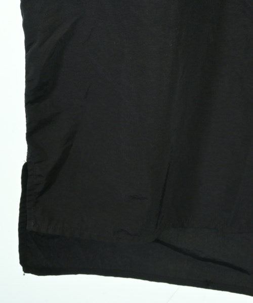 RANDT เสื้อยืด/เสื้อท็อปส์