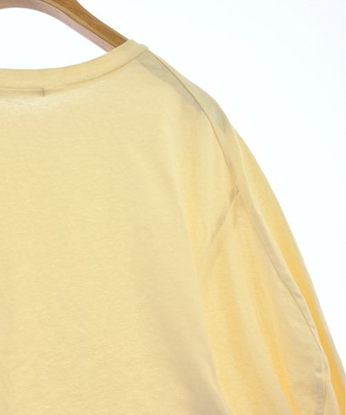 Emma Taylor เสื้อยืด/เสื้อท็อปส์