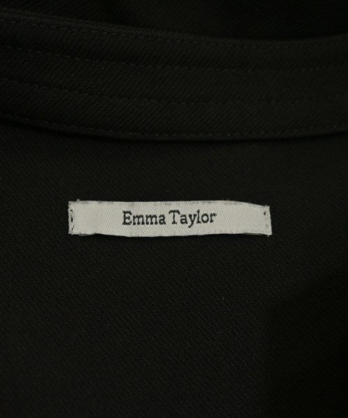 Emma Taylor เสื้อยืด/เสื้อท็อปส์