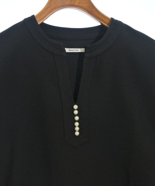Emma Taylor เสื้อยืด/เสื้อท็อปส์
