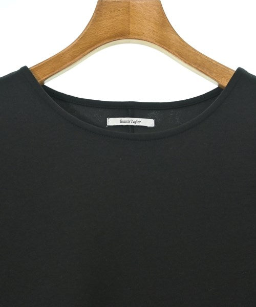 Emma Taylor เสื้อยืด/เสื้อท็อปส์