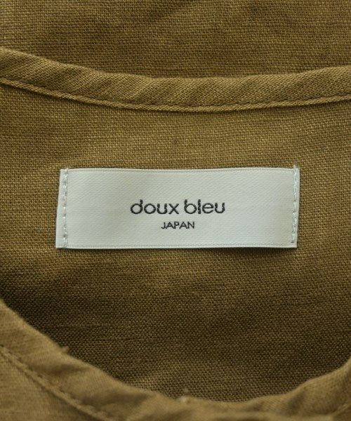 doux bleu เสื้อกั๊ก