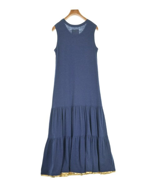 +FOUR CORNERS ชุดเดรส